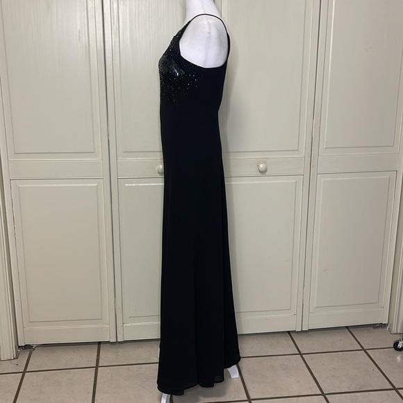 CACHET Women’s Black Beaded Formal Maxi Gown Size 8 - Picture 8 of 10